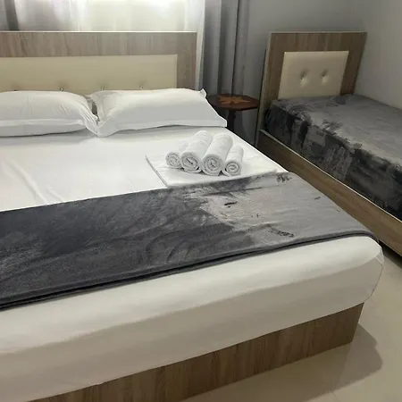 Twins Appartement Përmet